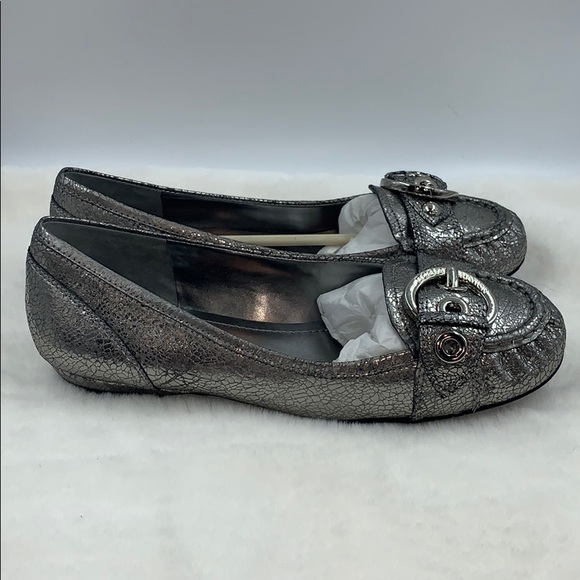 BCBGeneration Dinia Pewter Crackle Metallic Flats - Picture 2 of 9